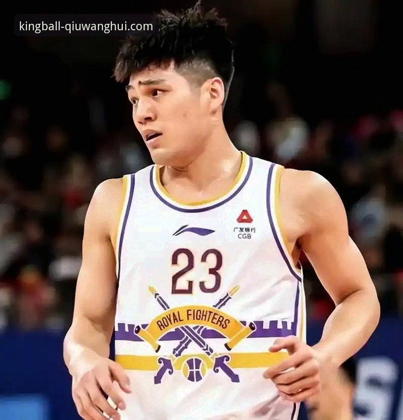 球王会官网下载中心 CBA状元陈国豪3次受限“回避条款”:球场规则背后的3大创新思考